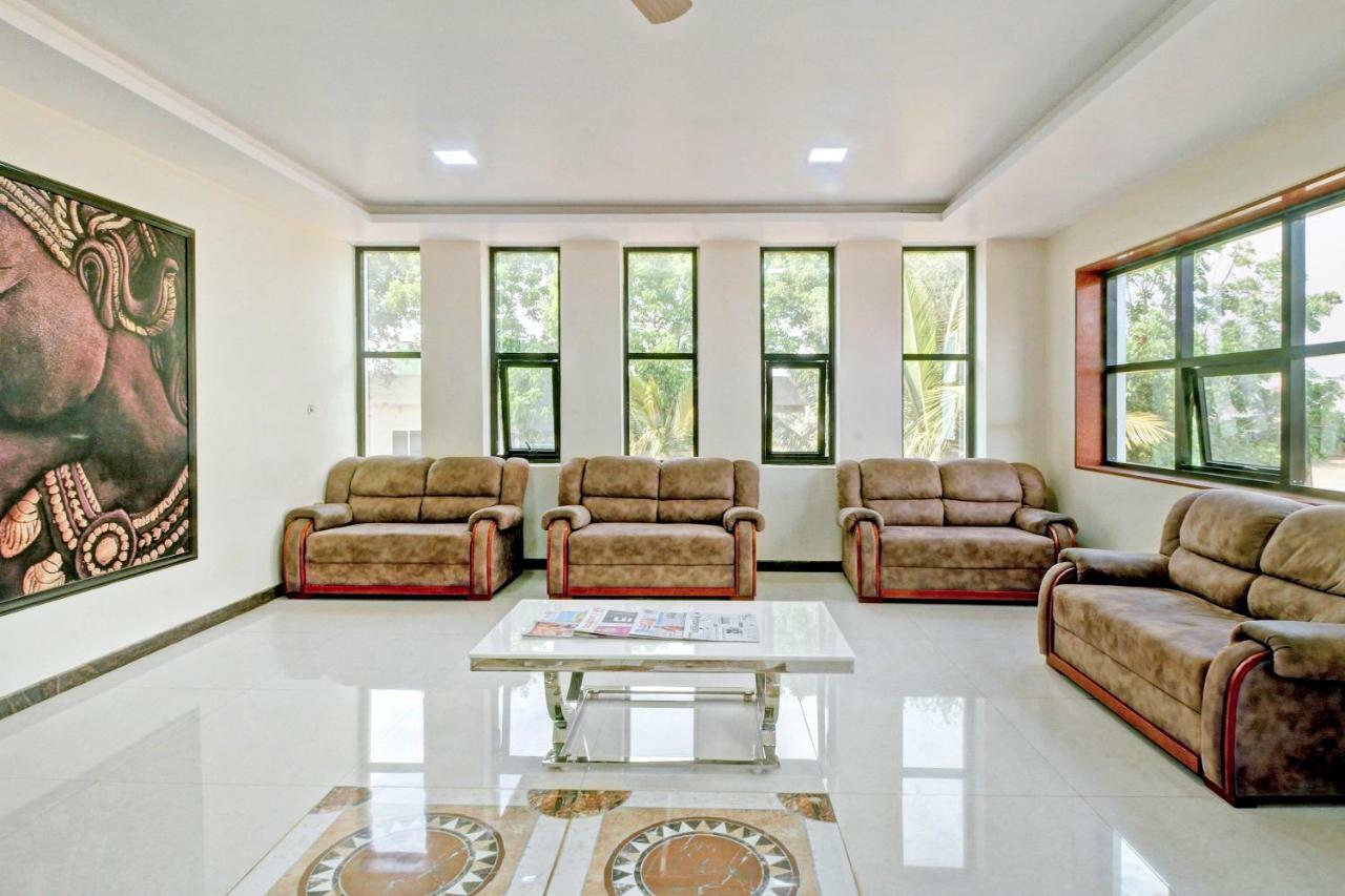 Oyo 29405 Leela Paradise Vila Hassan Exterior foto